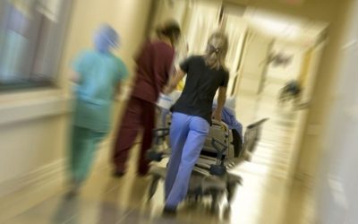 Au moins 1500 infirmières gagnent plus de 100 000 $ par année au Québec